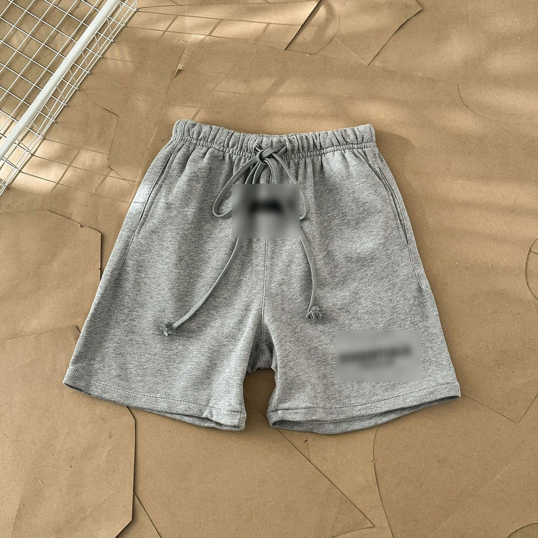 ESENTIAL SHORTS